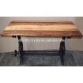 Dessus industriel Crank Gear Base Table de restaurant Recycled Wood Top